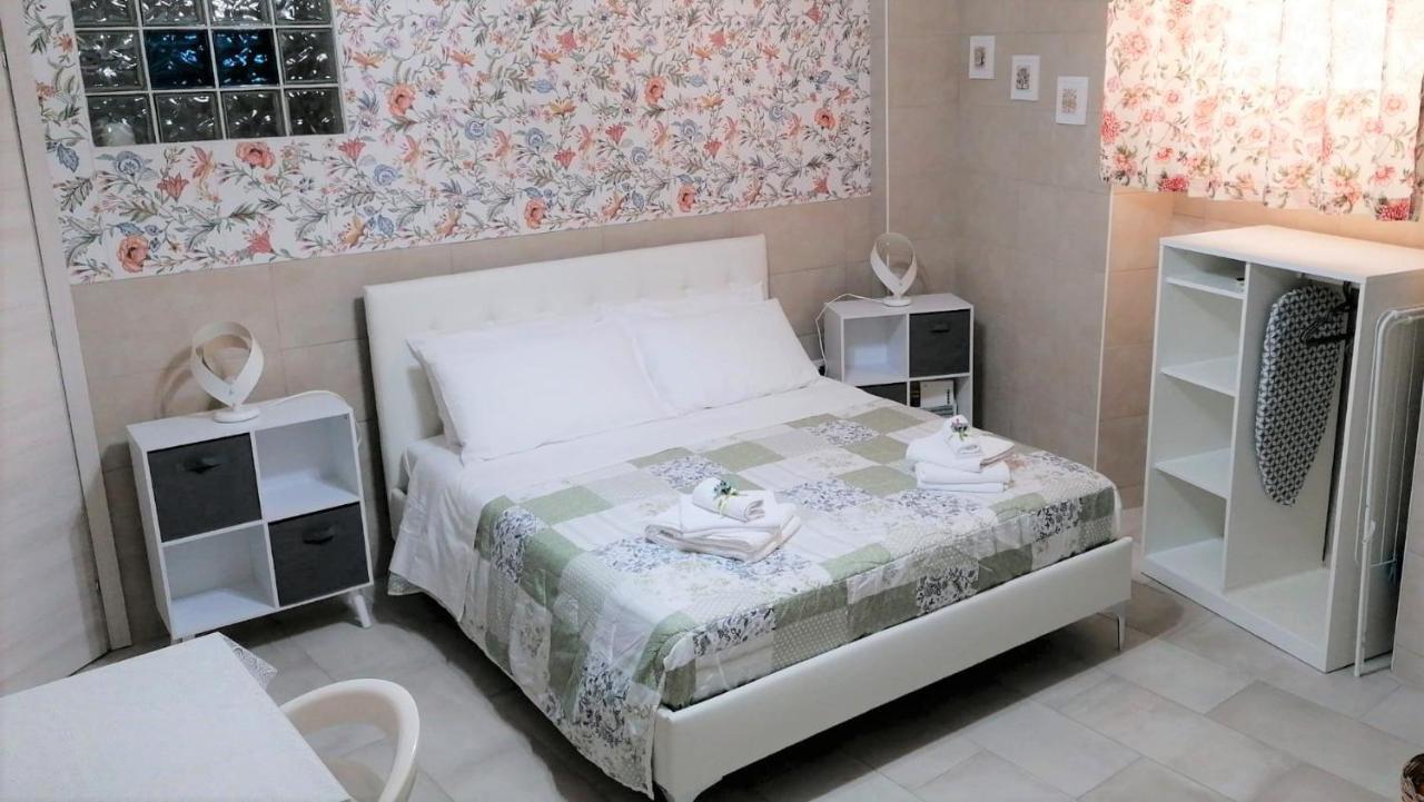 Apartmán Mary Maira Syracuse Exteriér fotografie