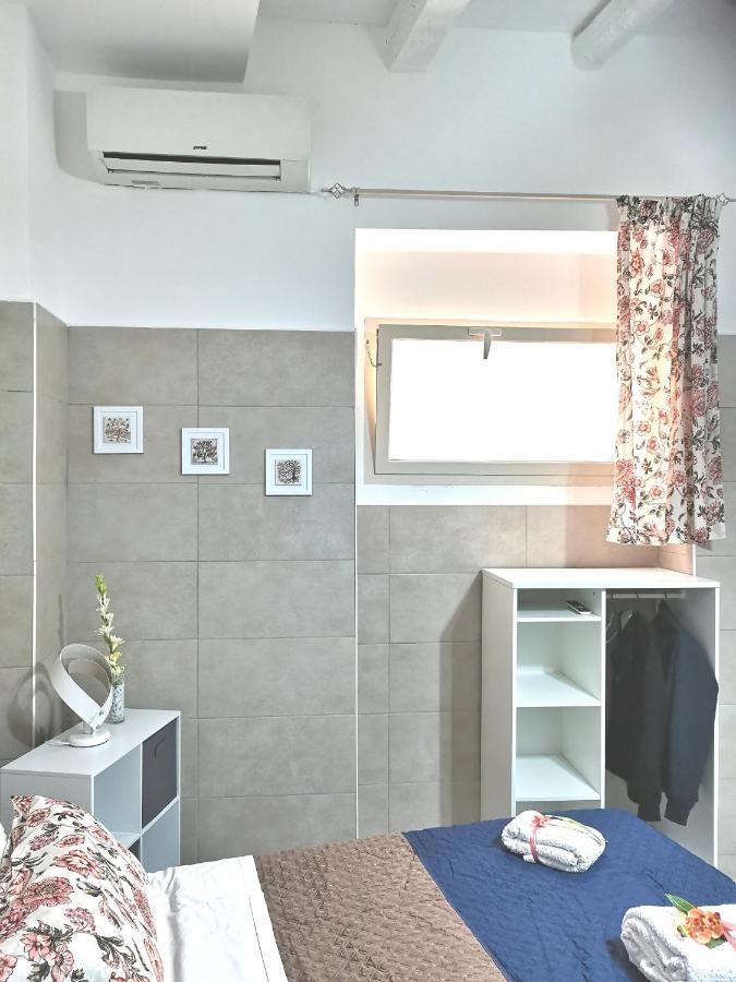 Apartmán Mary Maira Syracuse Exteriér fotografie